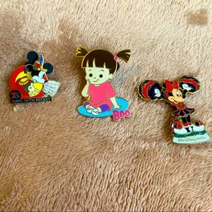 Disney’s Pins Collection